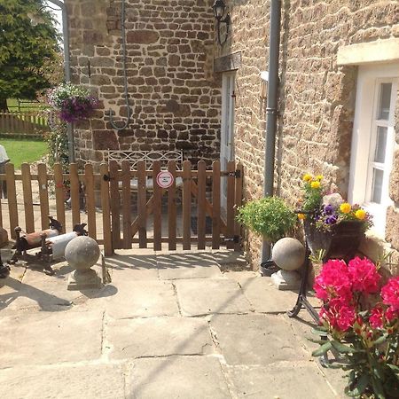 La Ville - Les Petits Champs Bed & Breakfast Buais-les-Monts Luaran gambar