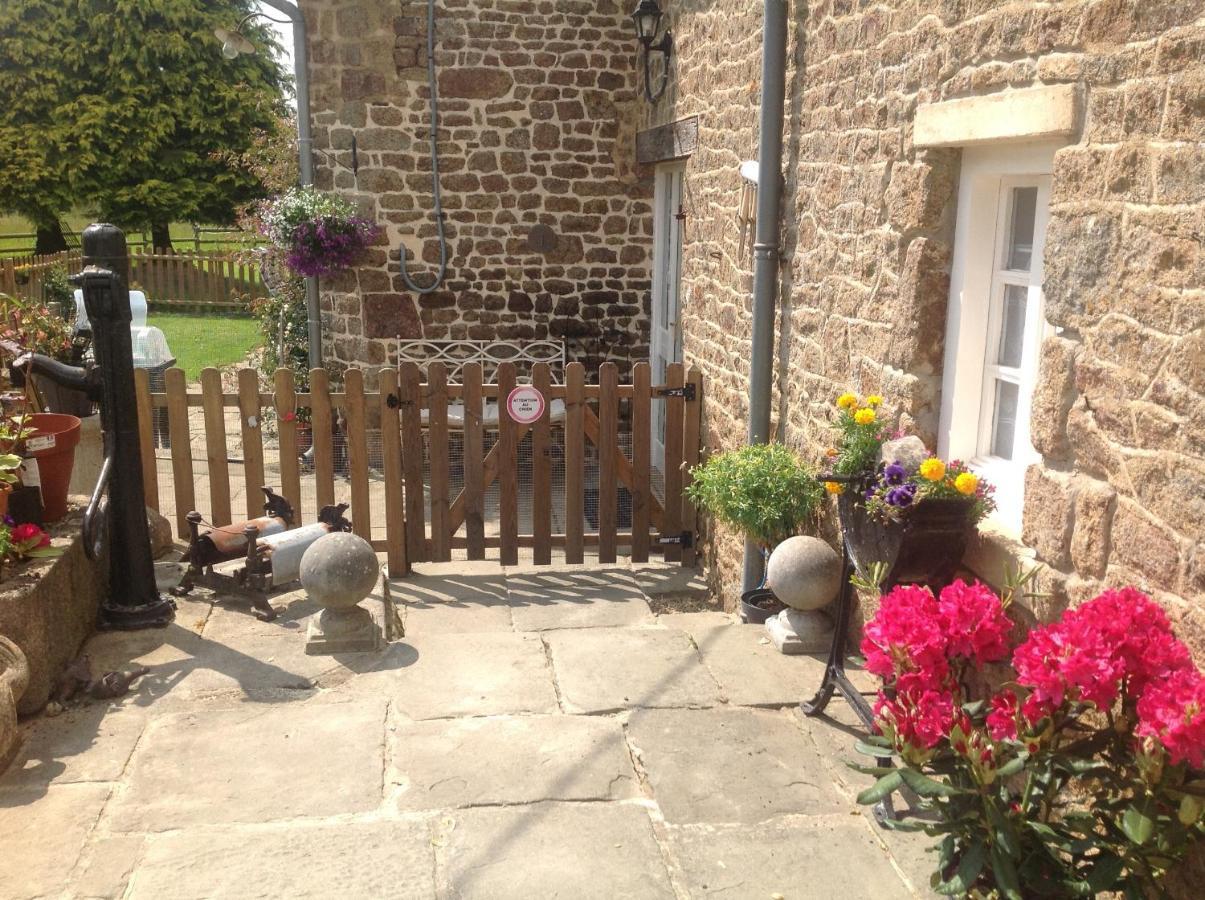 La Ville - Les Petits Champs Bed & Breakfast Buais-les-Monts Luaran gambar