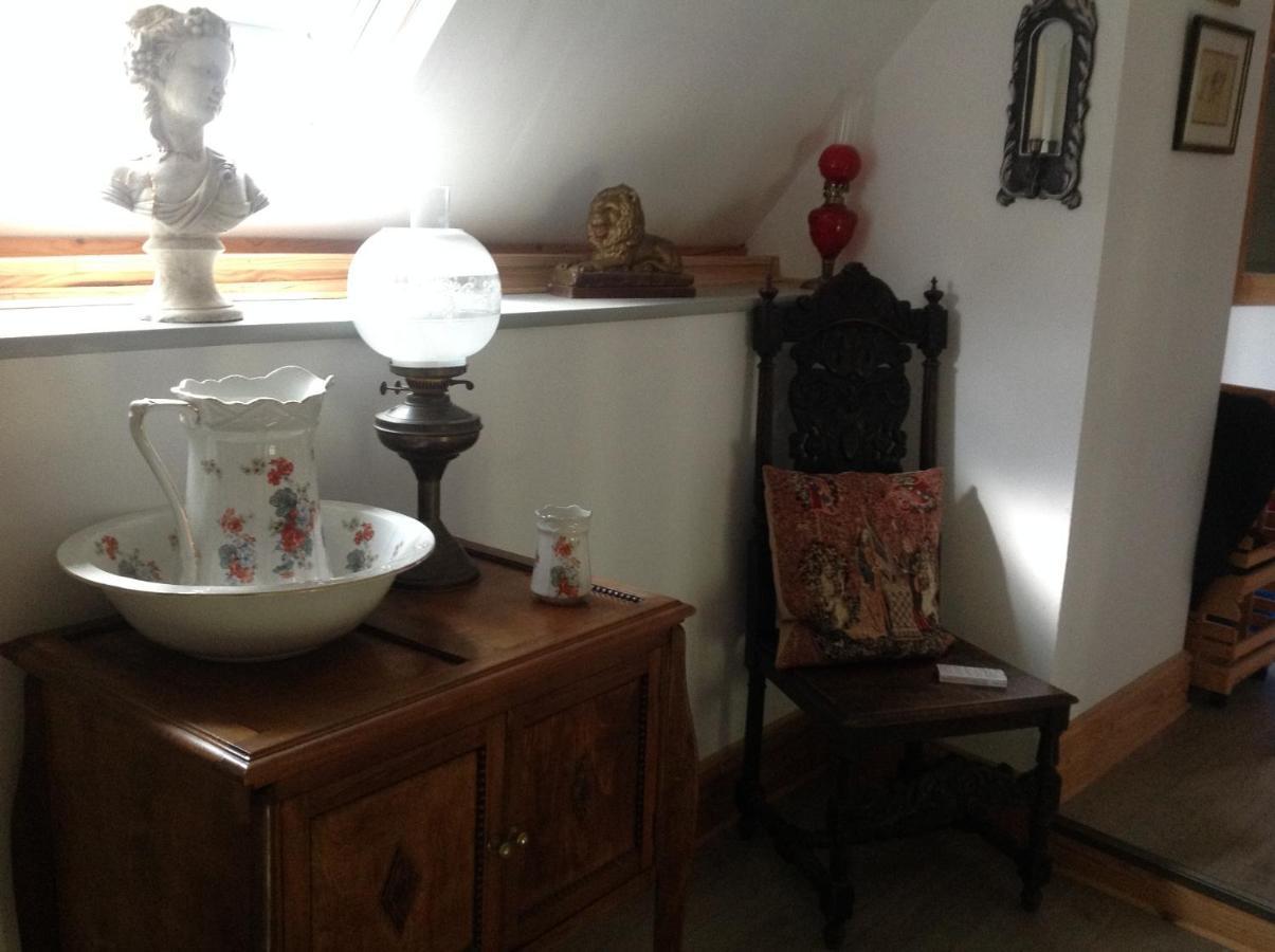 La Ville - Les Petits Champs Bed & Breakfast Buais-les-Monts Luaran gambar