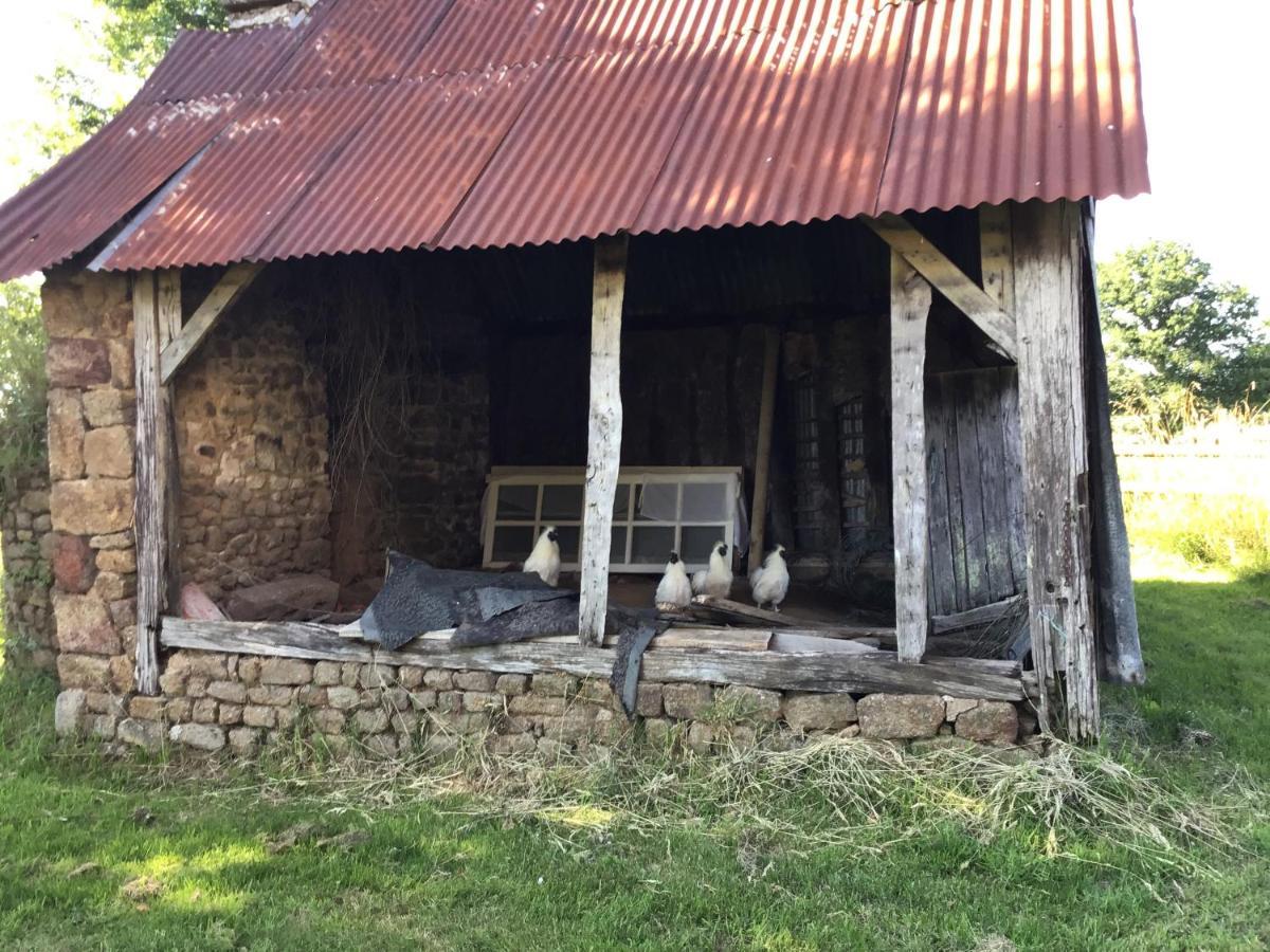 La Ville - Les Petits Champs Bed & Breakfast Buais-les-Monts Luaran gambar